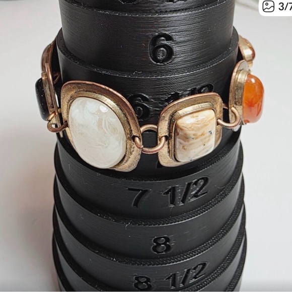 Elegant Multi-Stone Bracelet - Picture 3 of 5